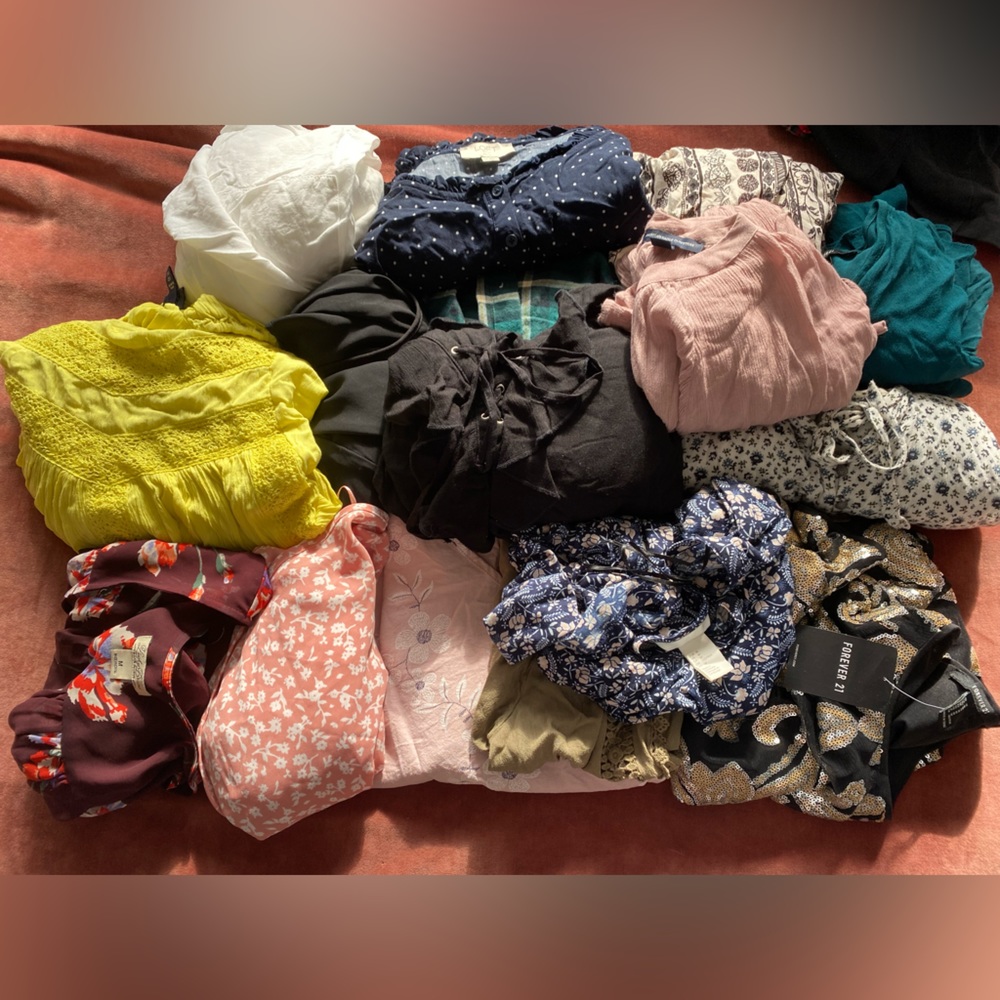 Women’s tops lot